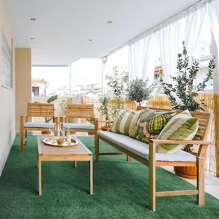 Flowery Penthouse In City Centre Of Salonicco Esterno foto