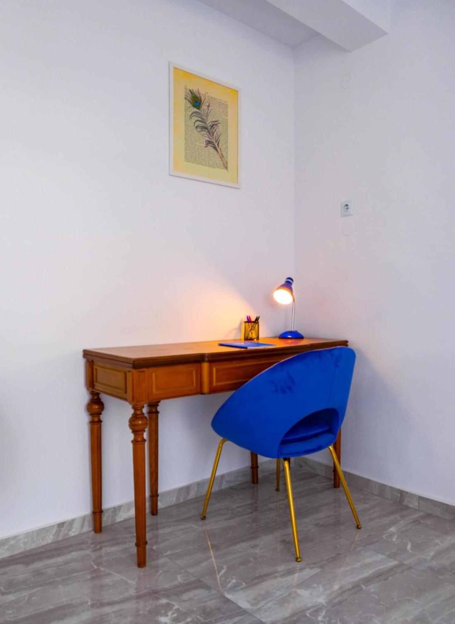 Flowery Penthouse In City Centre Of Salonicco Esterno foto